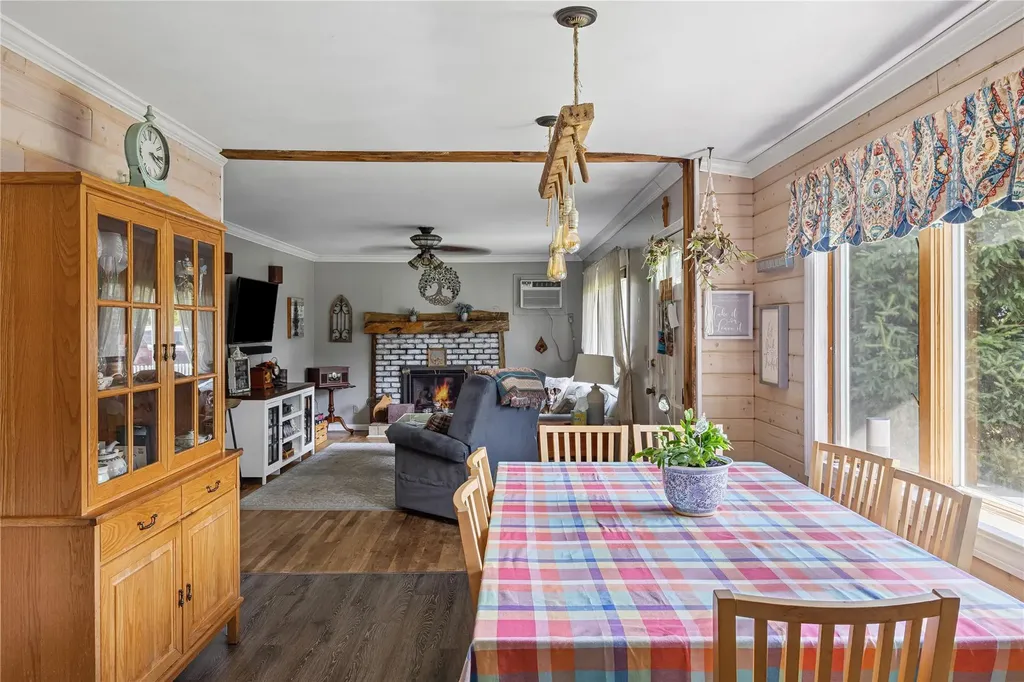 29 King Road Rocky Point NY 11778