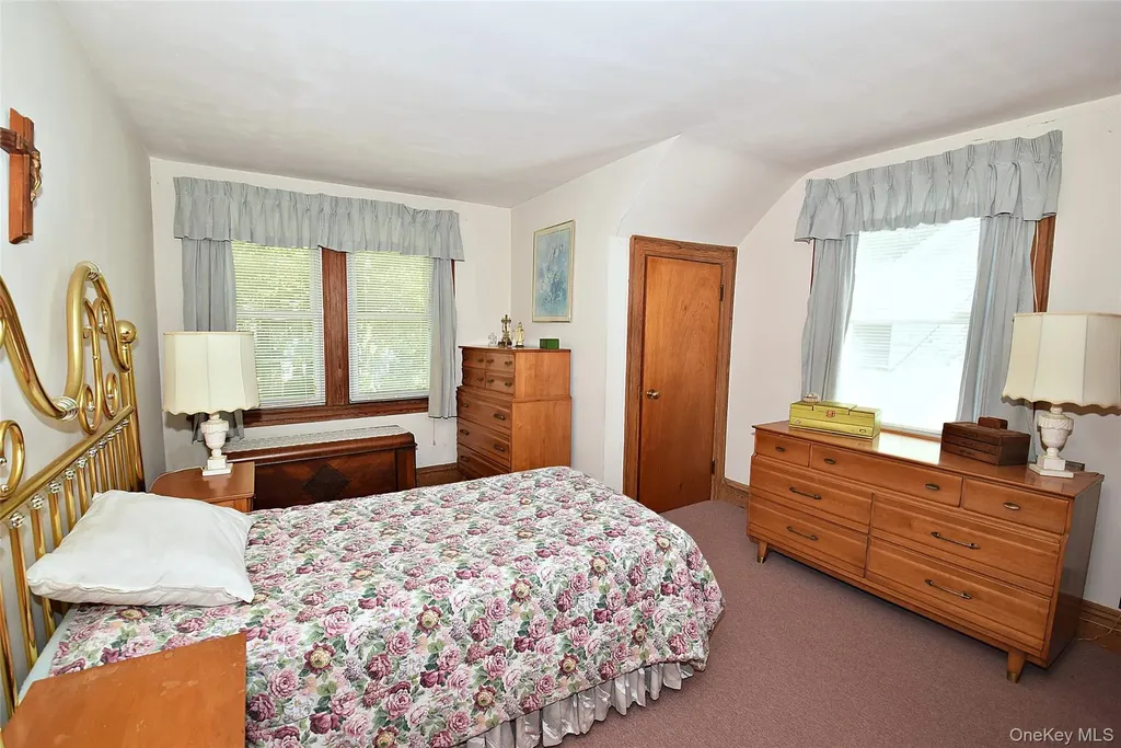 57 Nieman Avenue Lynbrook NY 11563