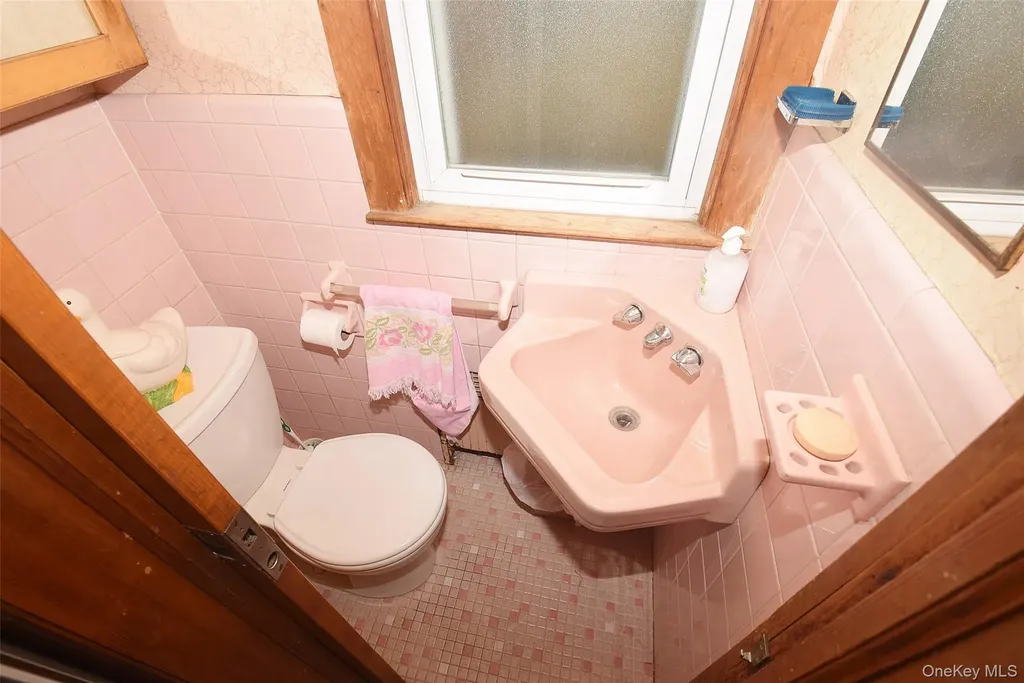 57 Nieman Avenue Lynbrook NY 11563