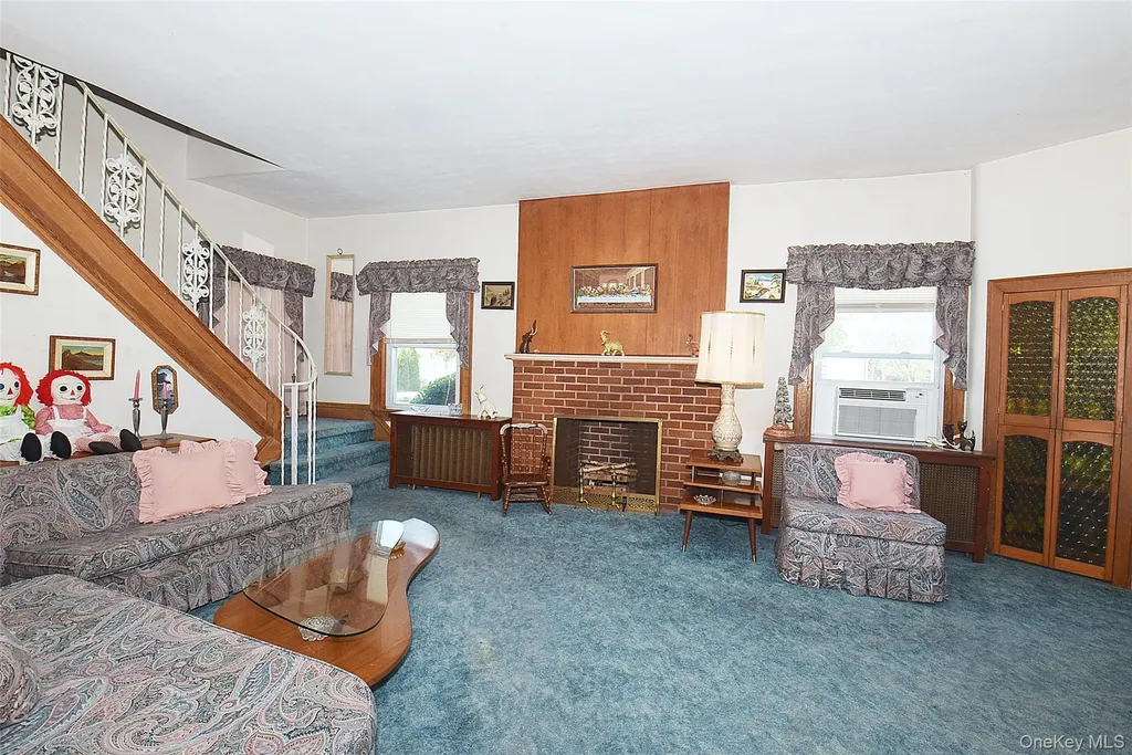 57 Nieman Avenue Lynbrook NY 11563
