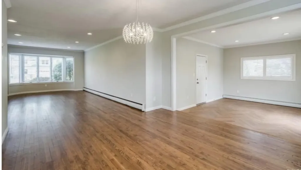4 Pell Lane Syosset NY 11791