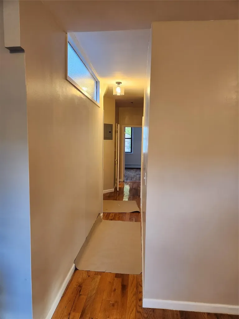 3552 Willett Avenue Bronx NY 10467