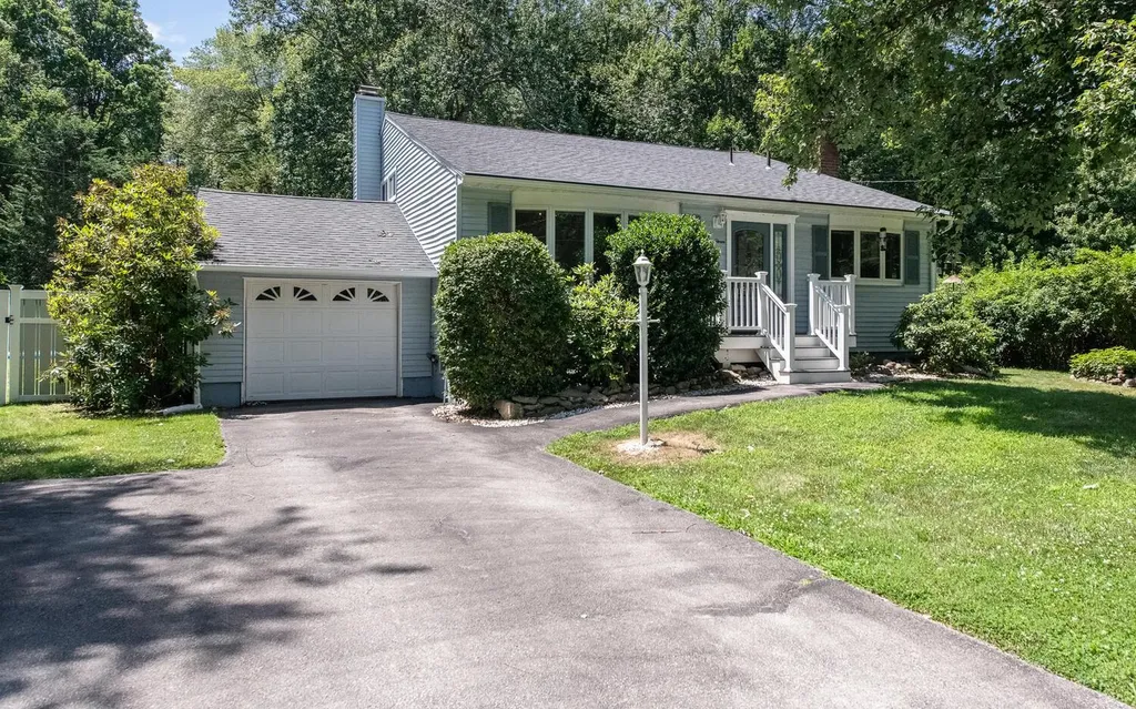 3 N Jackson Road Poughkeepsie NY 12603