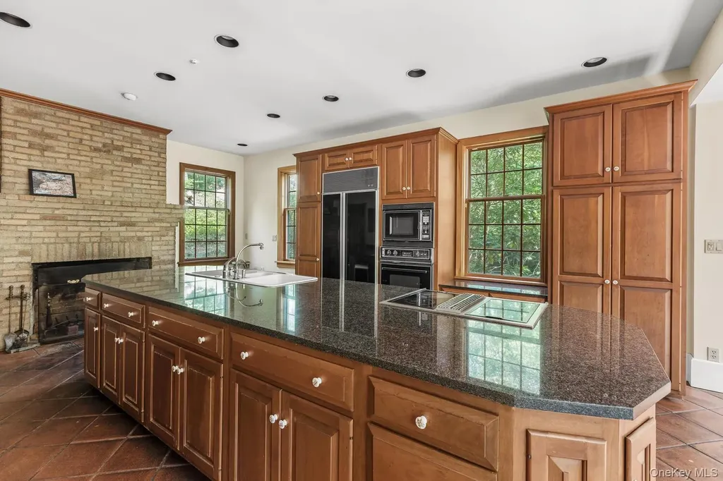 81 Glendale Road Ossining NY 10562