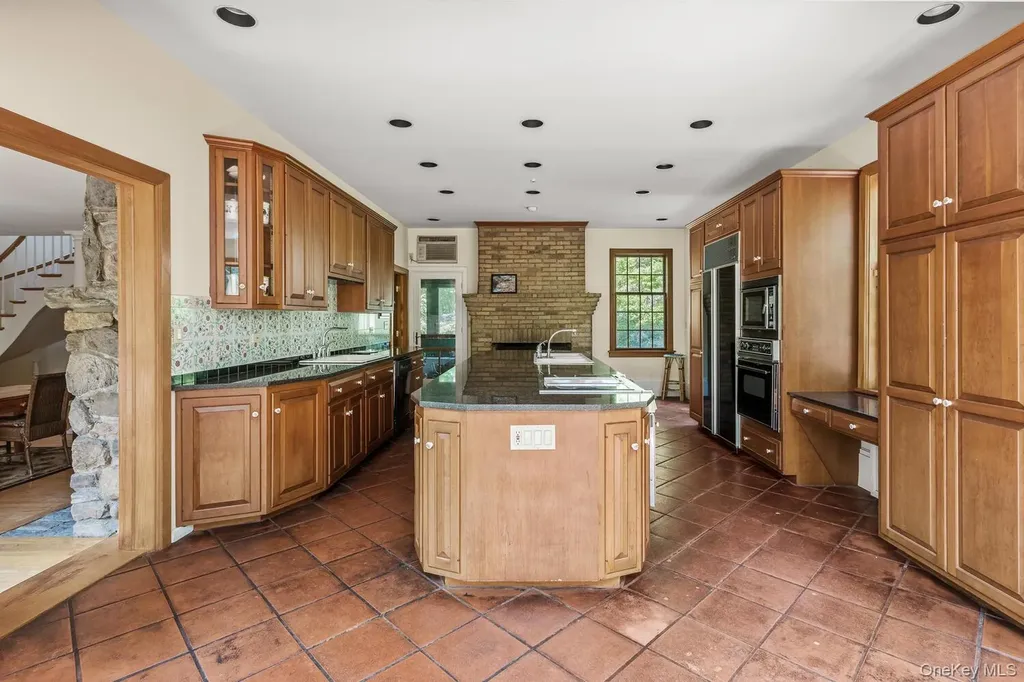 81 Glendale Road Ossining NY 10562
