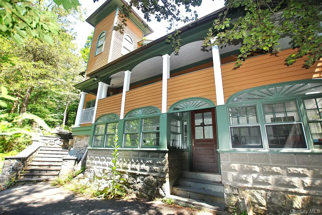 81 Glendale Road Ossining NY 10562