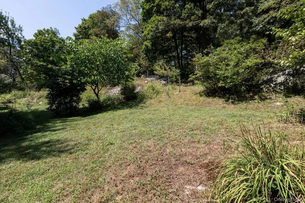 81 Glendale Road Ossining NY 10562