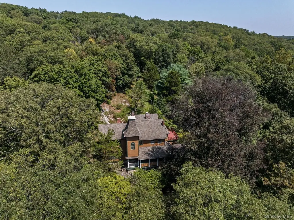 81 Glendale Road Ossining NY 10562