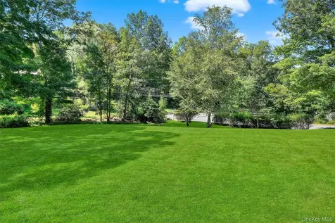 7 Kentwood Drive Carmel NY 10512