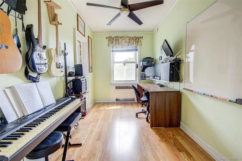118-11 84th Avenue Kew Gardens NY 11415