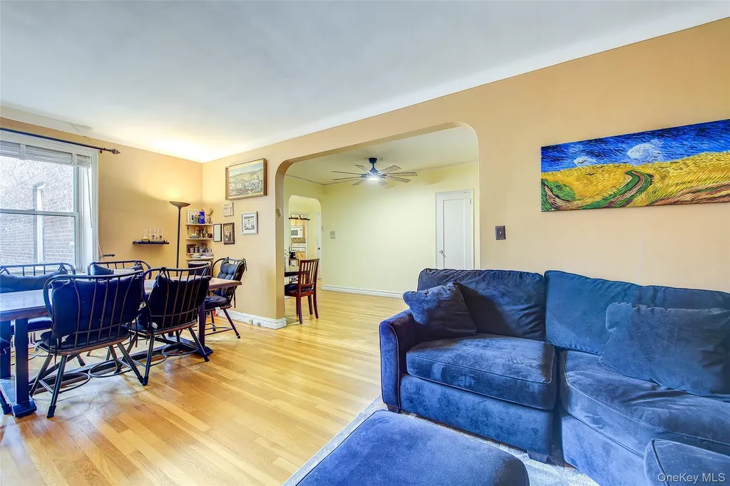 118-11 84th Avenue Kew Gardens NY 11415