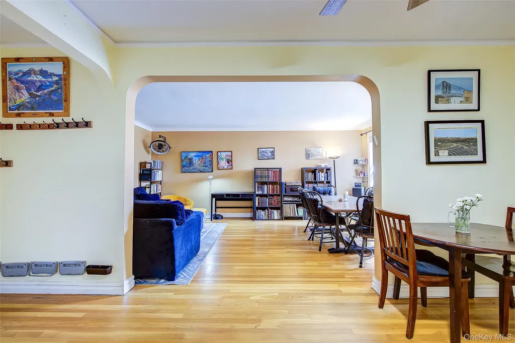 118-11 84th Avenue Kew Gardens NY 11415