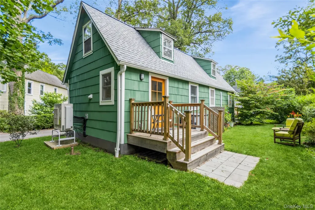 17 Campwoods Grounds Ossining NY 10562