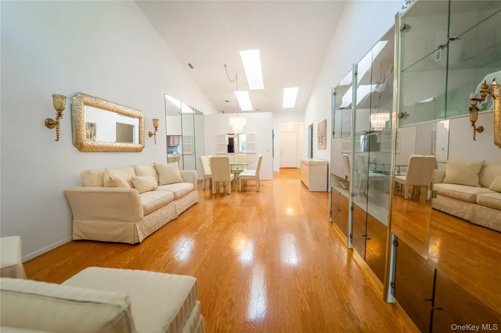 763 Spring Lake Drive Middle Island NY 11953
