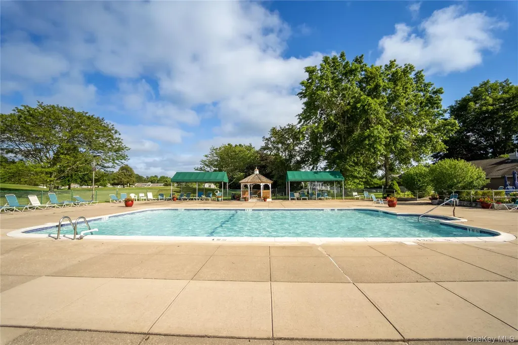 763 Spring Lake Drive Middle Island NY 11953