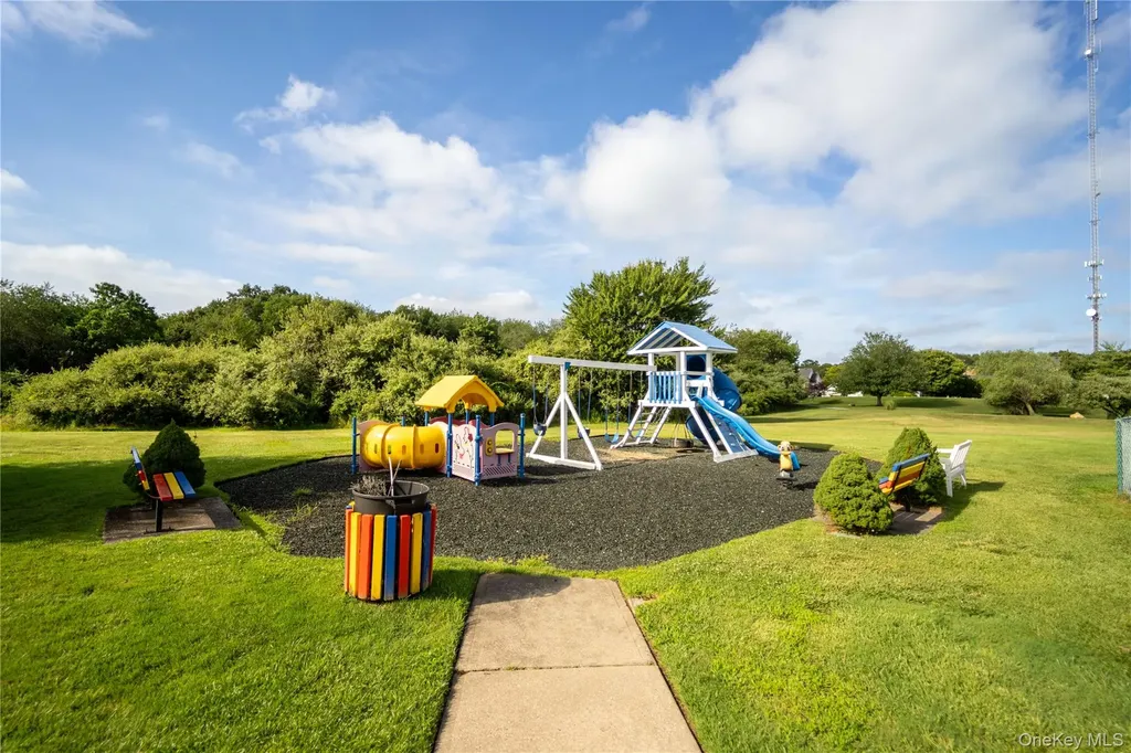 763 Spring Lake Drive Middle Island NY 11953