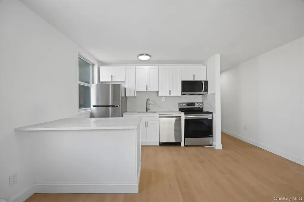 6 Stewart Place Yonkers NY 10701