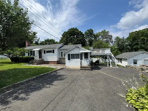 11 Knollcrest Drive New Fairfield CT 06812