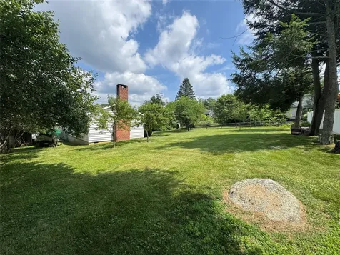 11 Knollcrest Drive New Fairfield CT 06812