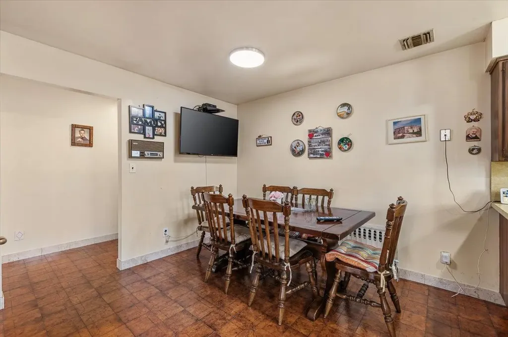 227 Randall Avenue Lawrence NY 11559