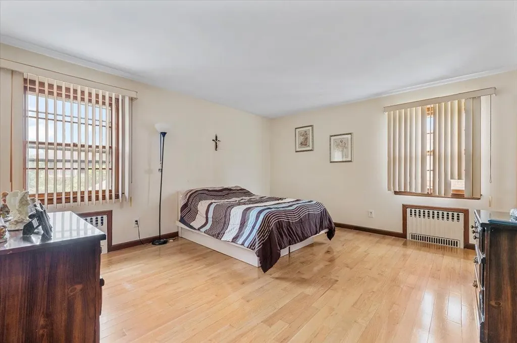 227 Randall Avenue Lawrence NY 11559