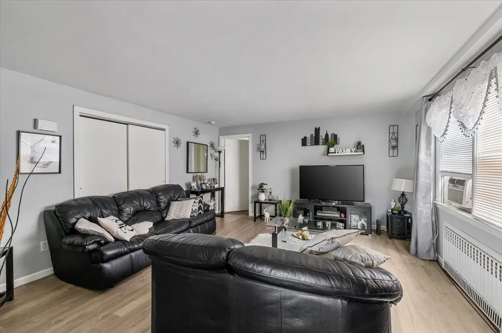 227 Randall Avenue Lawrence NY 11559