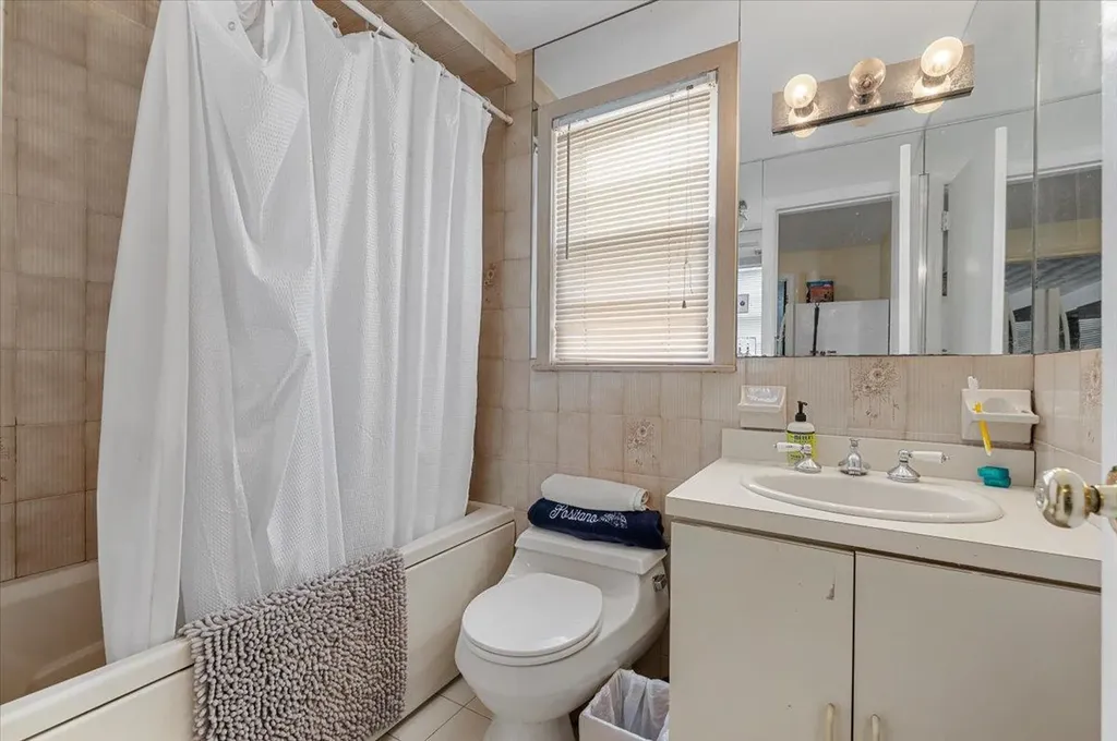 227 Randall Avenue Lawrence NY 11559