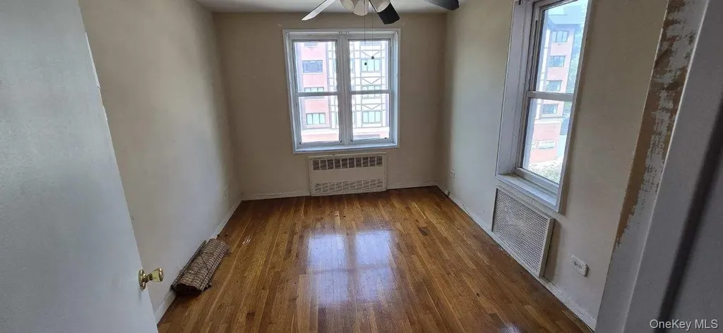 24120 Northern Boulevard Douglaston NY 11362