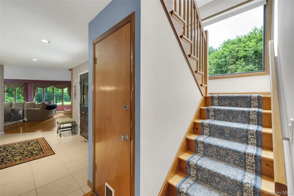 3 Farese Way Amawalk NY 10501