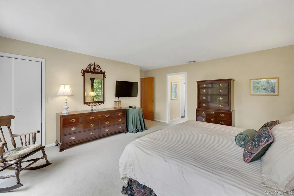 3 Farese Way Amawalk NY 10501