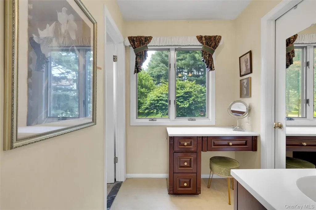 3 Farese Way Amawalk NY 10501