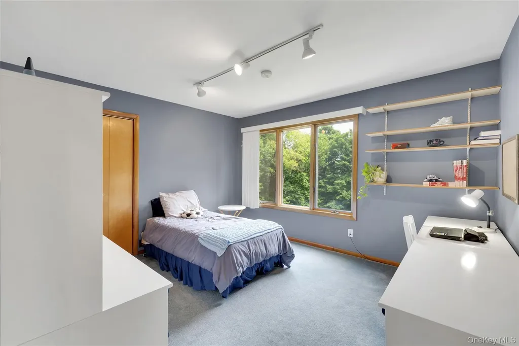 3 Farese Way Amawalk NY 10501