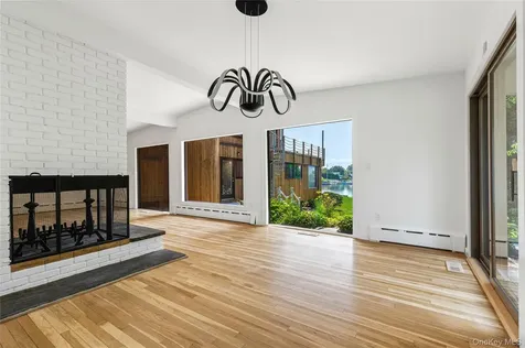 1160 Greacen Point Road Mamaroneck NY 10543