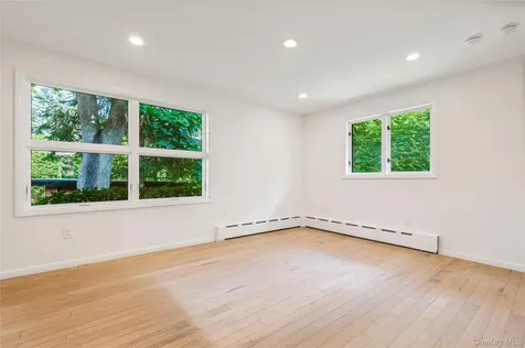 1160 Greacen Point Road Mamaroneck NY 10543