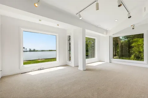 1160 Greacen Point Road Mamaroneck NY 10543