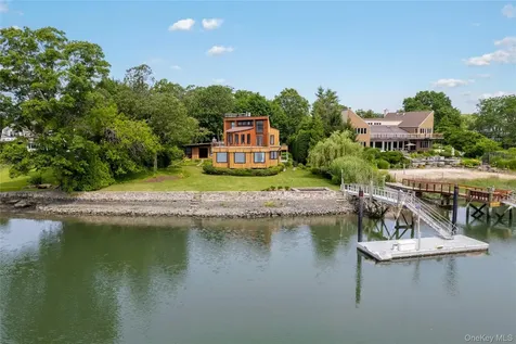 1160 Greacen Point Road Mamaroneck NY 10543