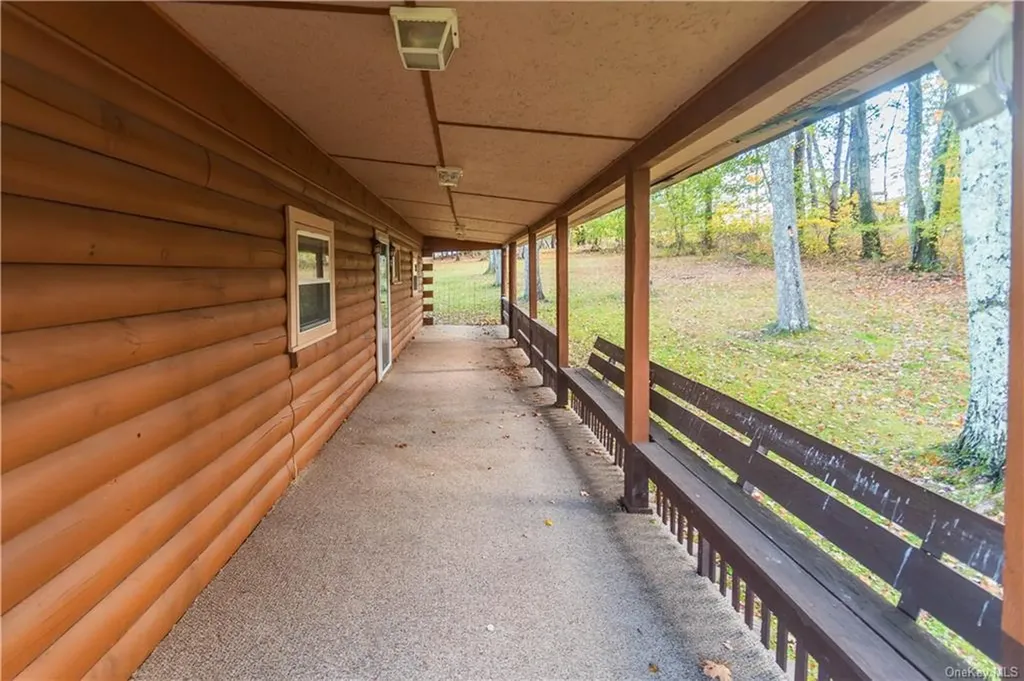 9 Low Road Wallkill NY 12589