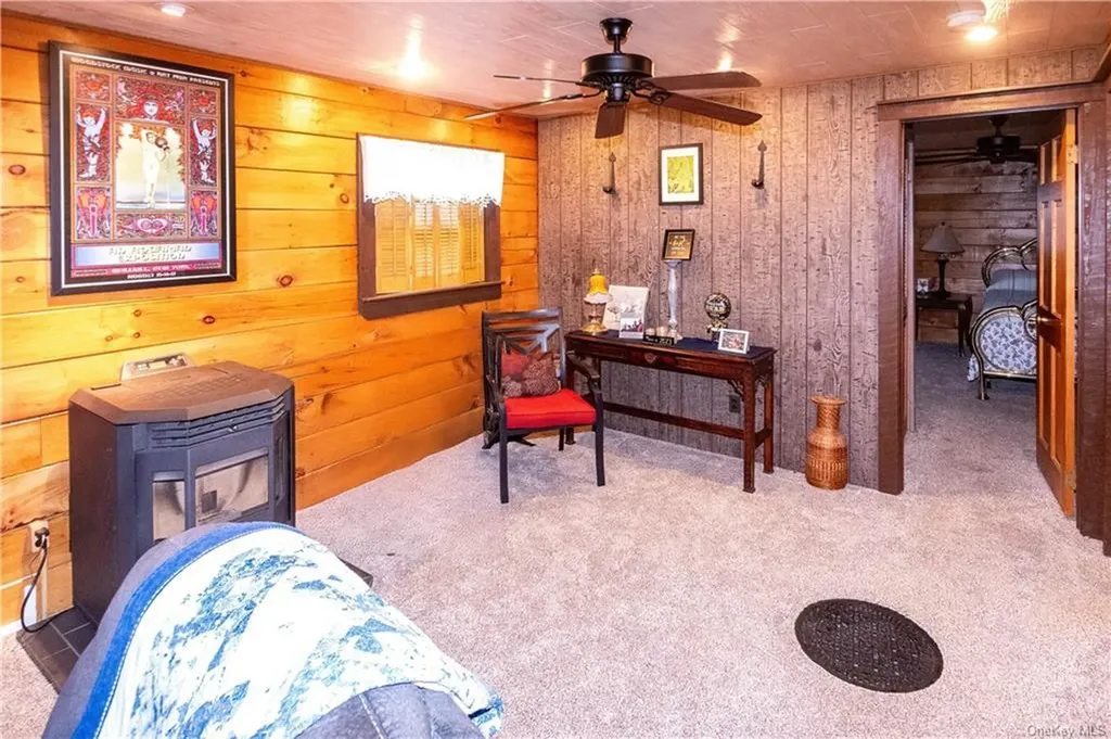 9 Low Road Wallkill NY 12589