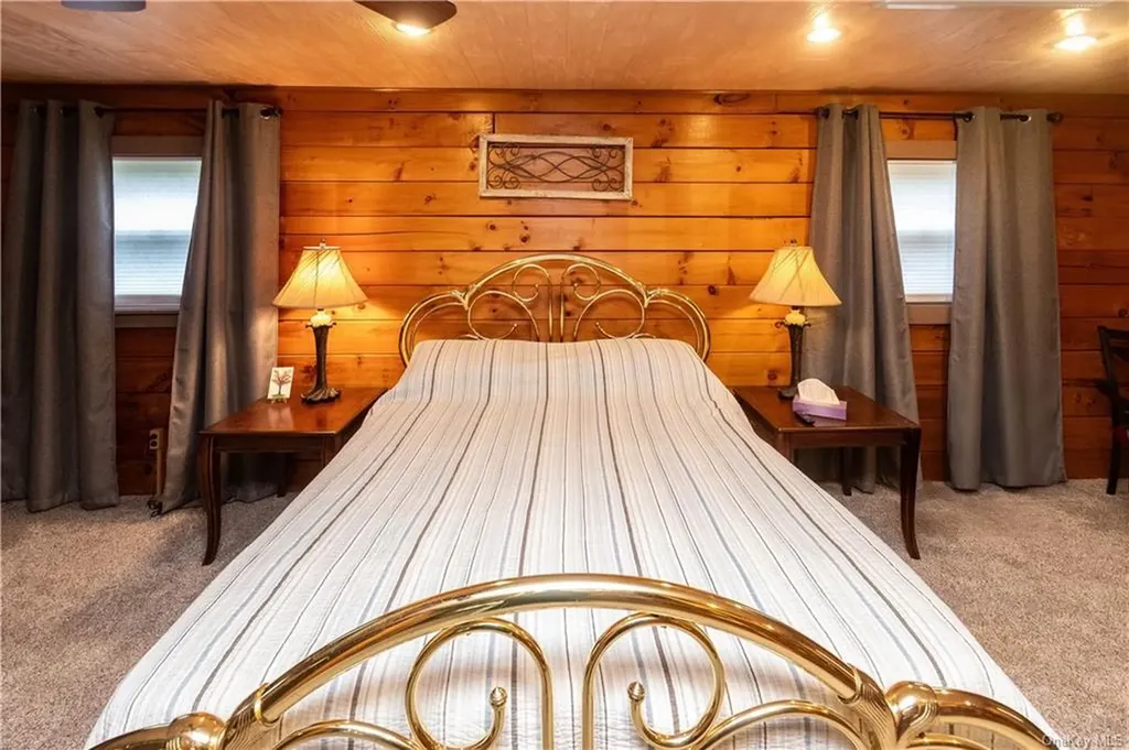 9 Low Road Wallkill NY 12589