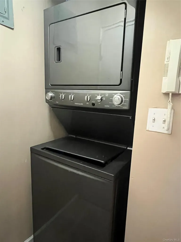 90-32 153 Avenue Howard Beach NY 11414