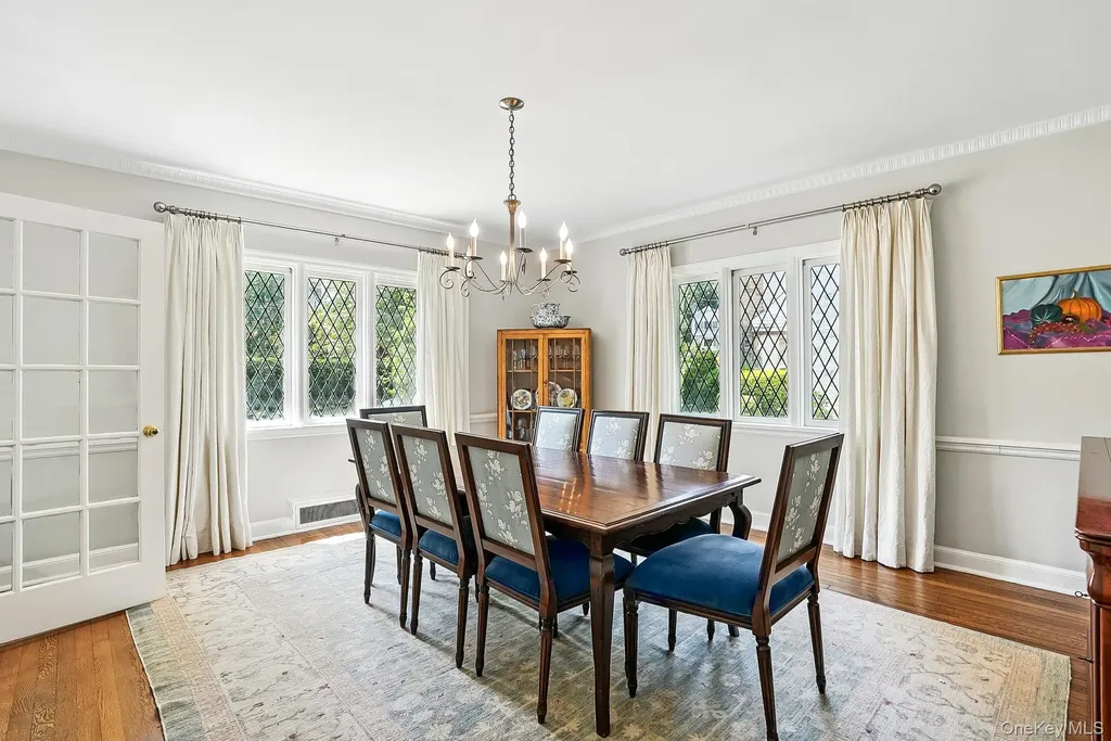 4 Villa Lane Larchmont NY 10538