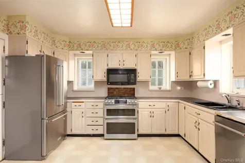 401 Woodmont Road Hopewell Junction NY 12533