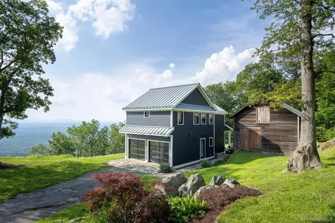 401 Woodmont Road Hopewell Junction NY 12533