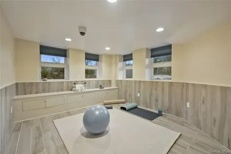 151-155 Long Ridge Road Danbury CT 06810