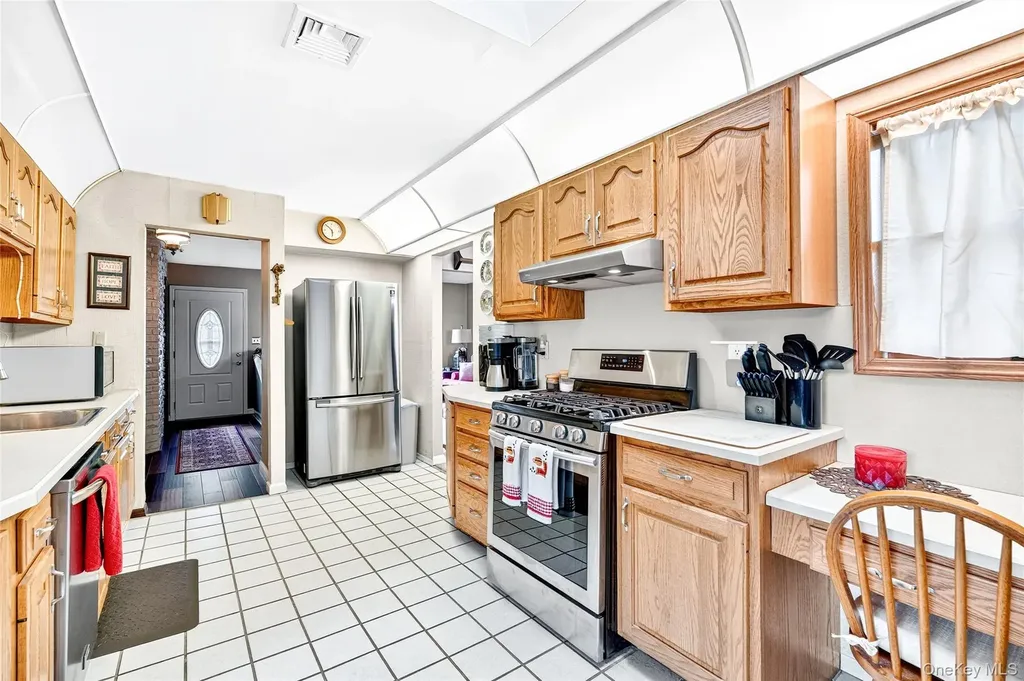 28 Terrace Avenue Nanuet NY 10954