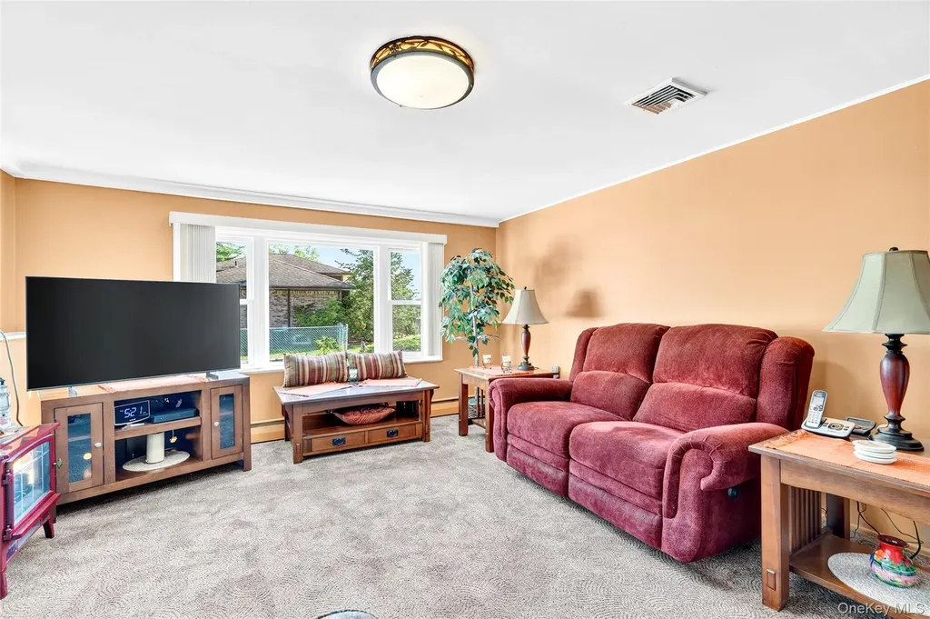 28 Terrace Avenue Nanuet NY 10954