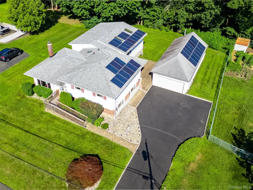 28 Terrace Avenue Nanuet NY 10954