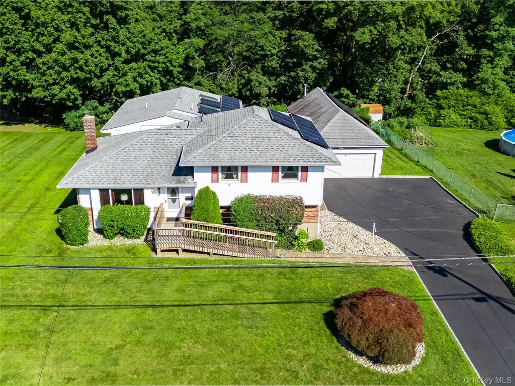 28 Terrace Avenue Nanuet NY 10954