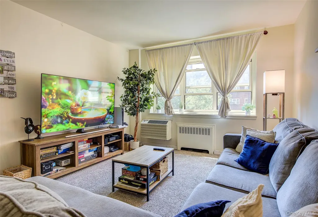 144-60 Gravett Road Flushing NY 11367