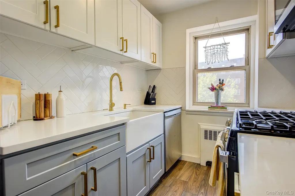 144-60 Gravett Road Flushing NY 11367